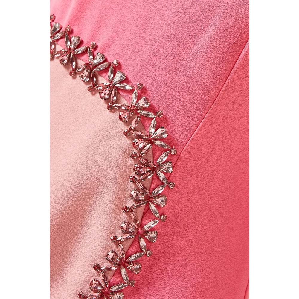 BATHILDA DRESS PEMBE