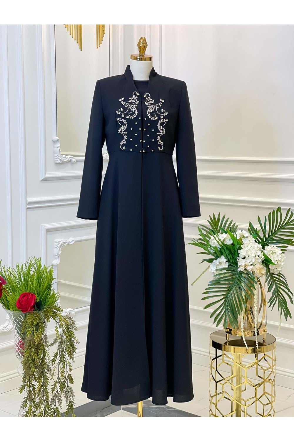 LİLY ABAYA