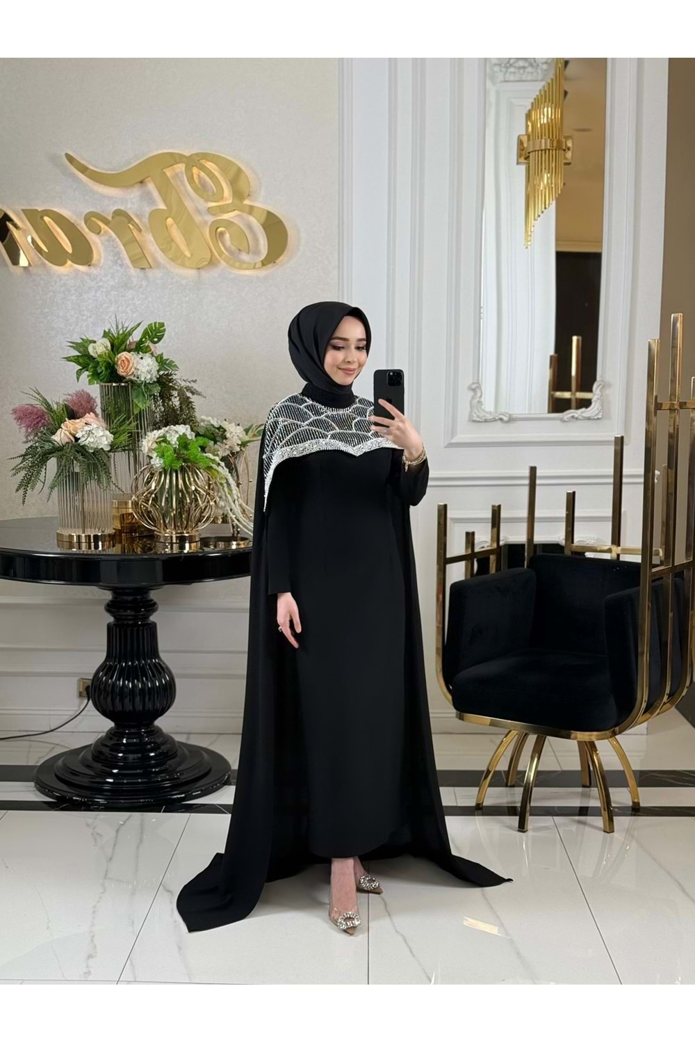 ERVAH PEARL ABAYA