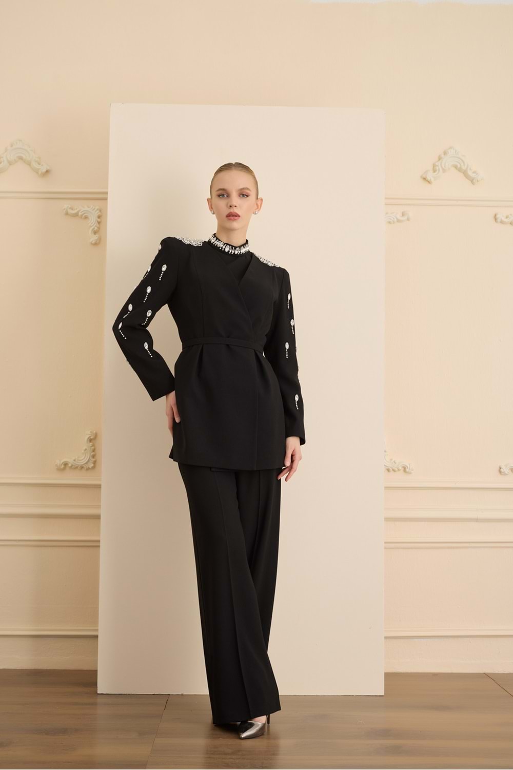 INFINITY SUİT SİYAH